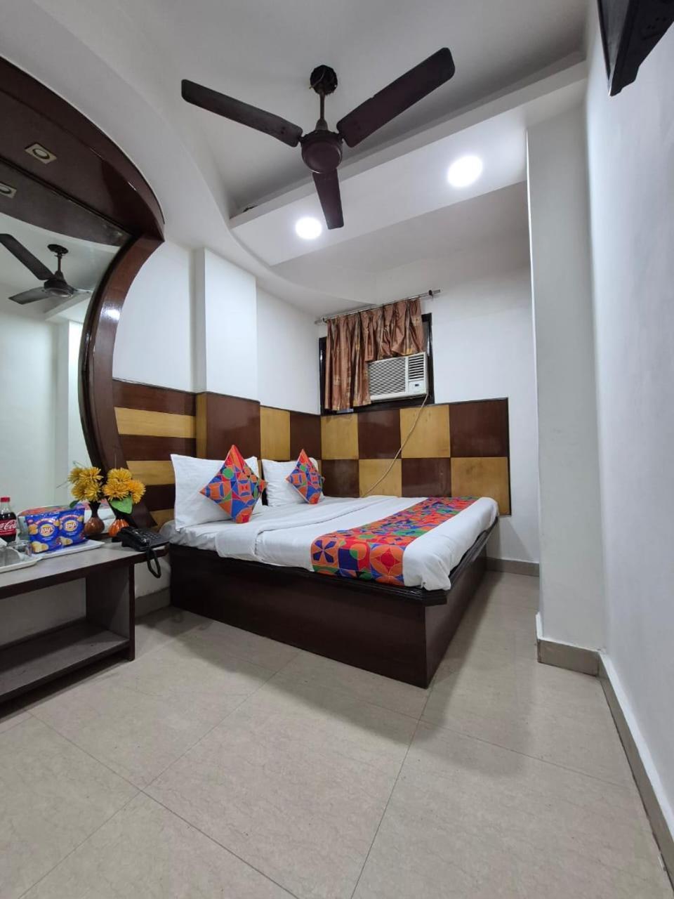 Hrd - Railway Station - Couple Friendly Local Ids Accepted Hotel 3*