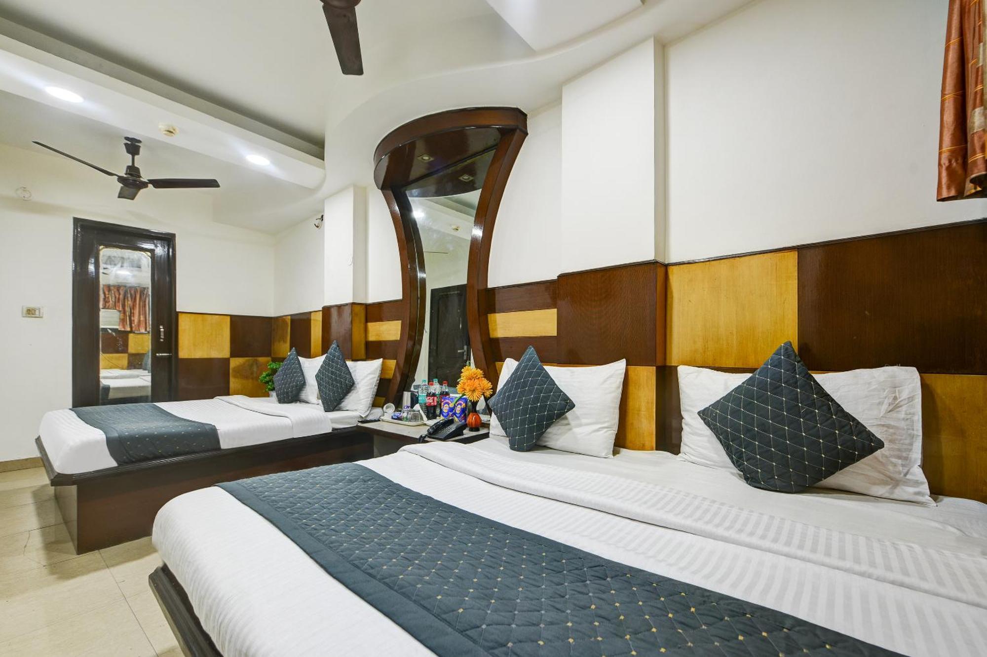 Hrd - Railway Station - Couple Friendly Local Ids Accepted Hotel New Delhi