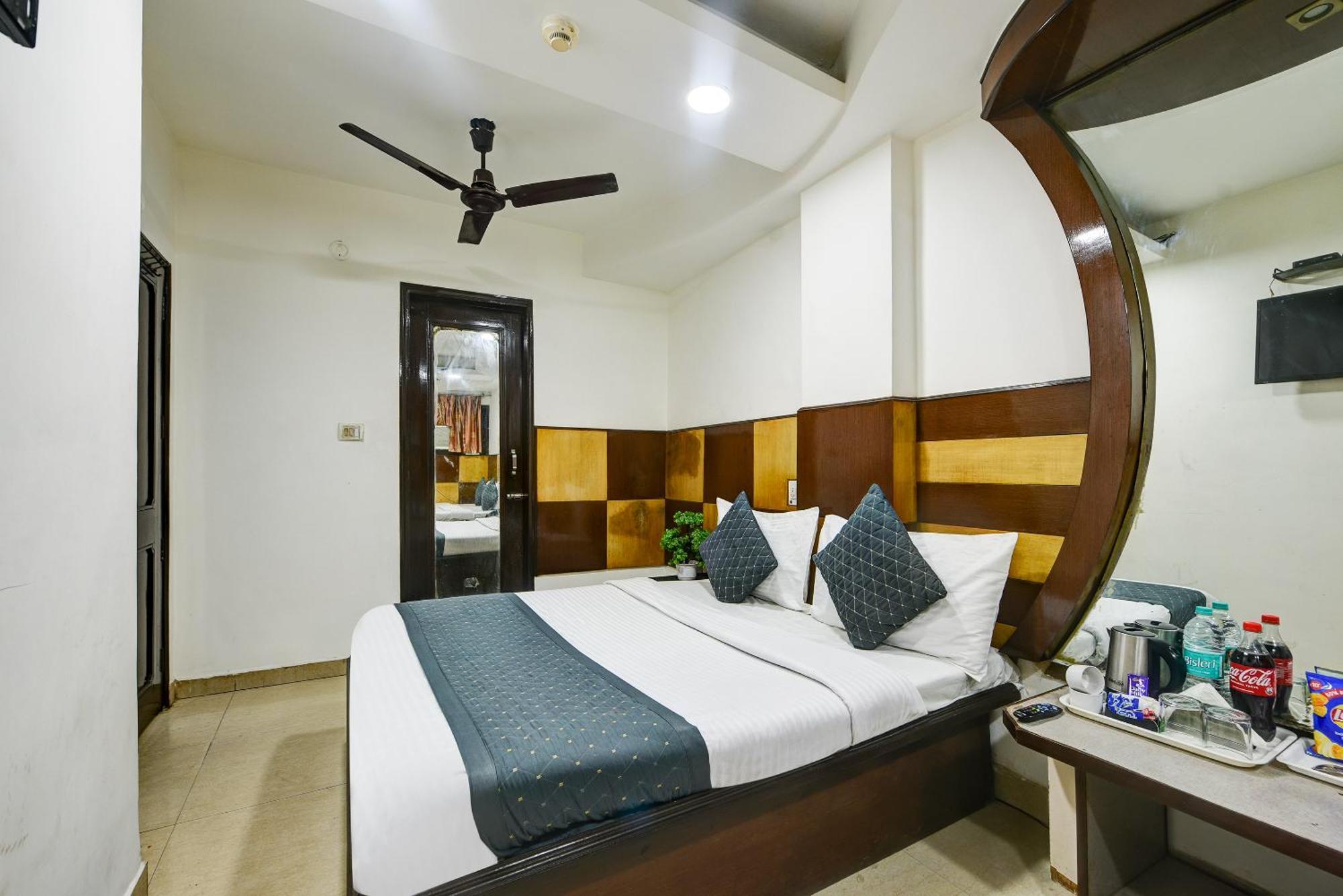 Hrd - Railway Station - Couple Friendly Local Ids Accepted Hotel New Delhi