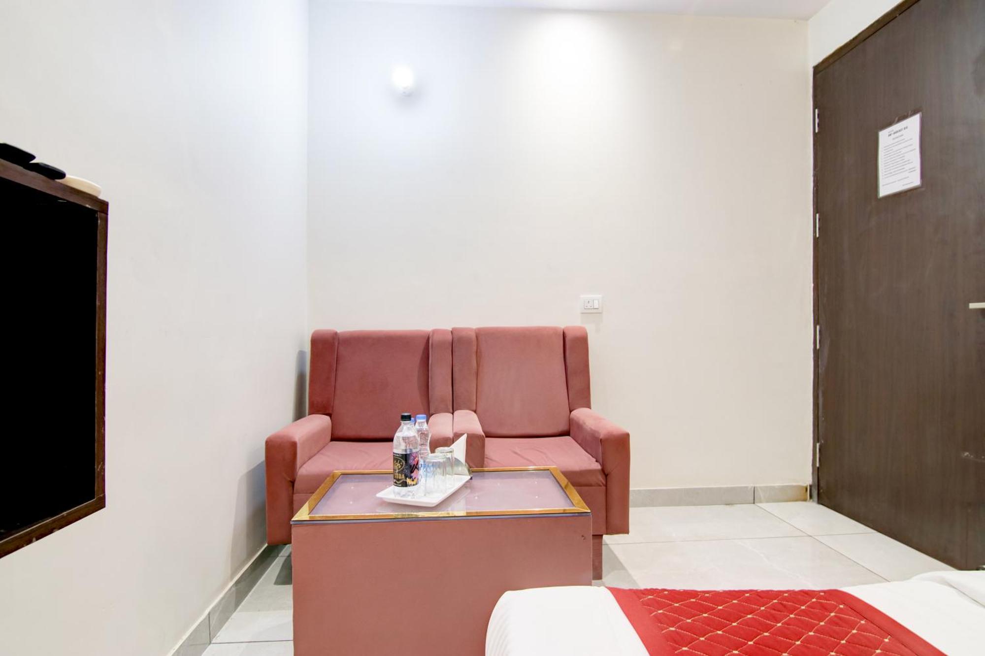 Hrd - Railway Station - Couple Friendly Local Ids Accepted 3* New Delhi